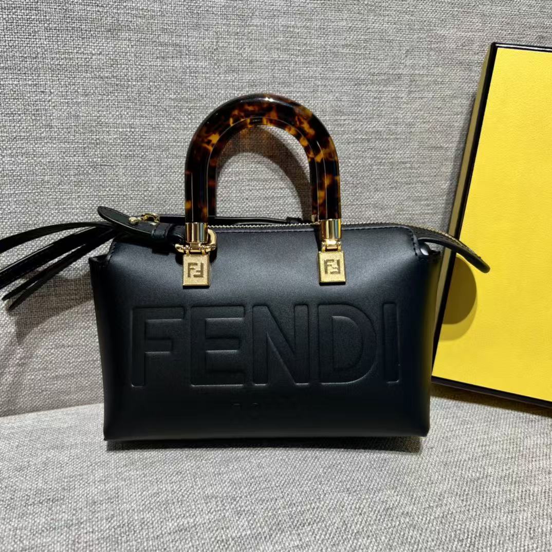 LOVESTAHL Mini By‑The‑Way Tortoise‑Handle Cross‑Body Bag