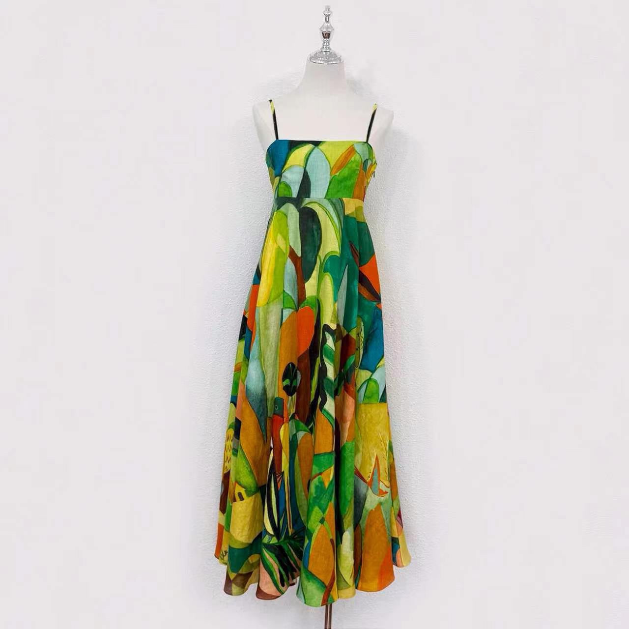 2026 WOMEN Lovestahl Niche Abstract Jungle Oil Print Slip Maxi Dress Women Thin Spaghetti Strap Elastic Bust 100% Linen Flowy A Line Long Resort Dress In Stock Size 6-12