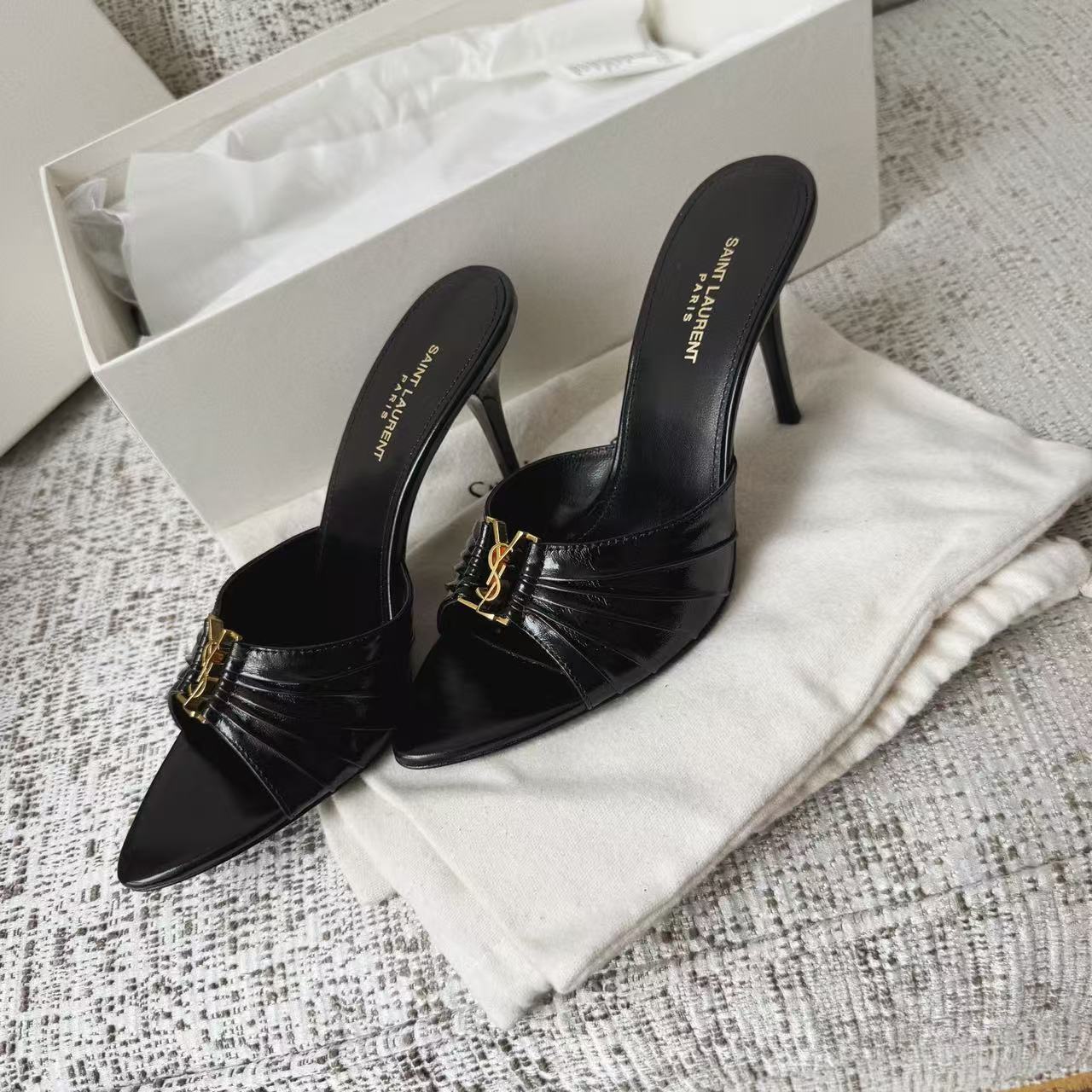 LOVESTAHL Women Pointed‑Toe Stiletto Mules, Genuine Patent‑Leather Slip‑On High‑Heel Slippers, Ruched‑Detail Metal‑Ornament Dress Sandals