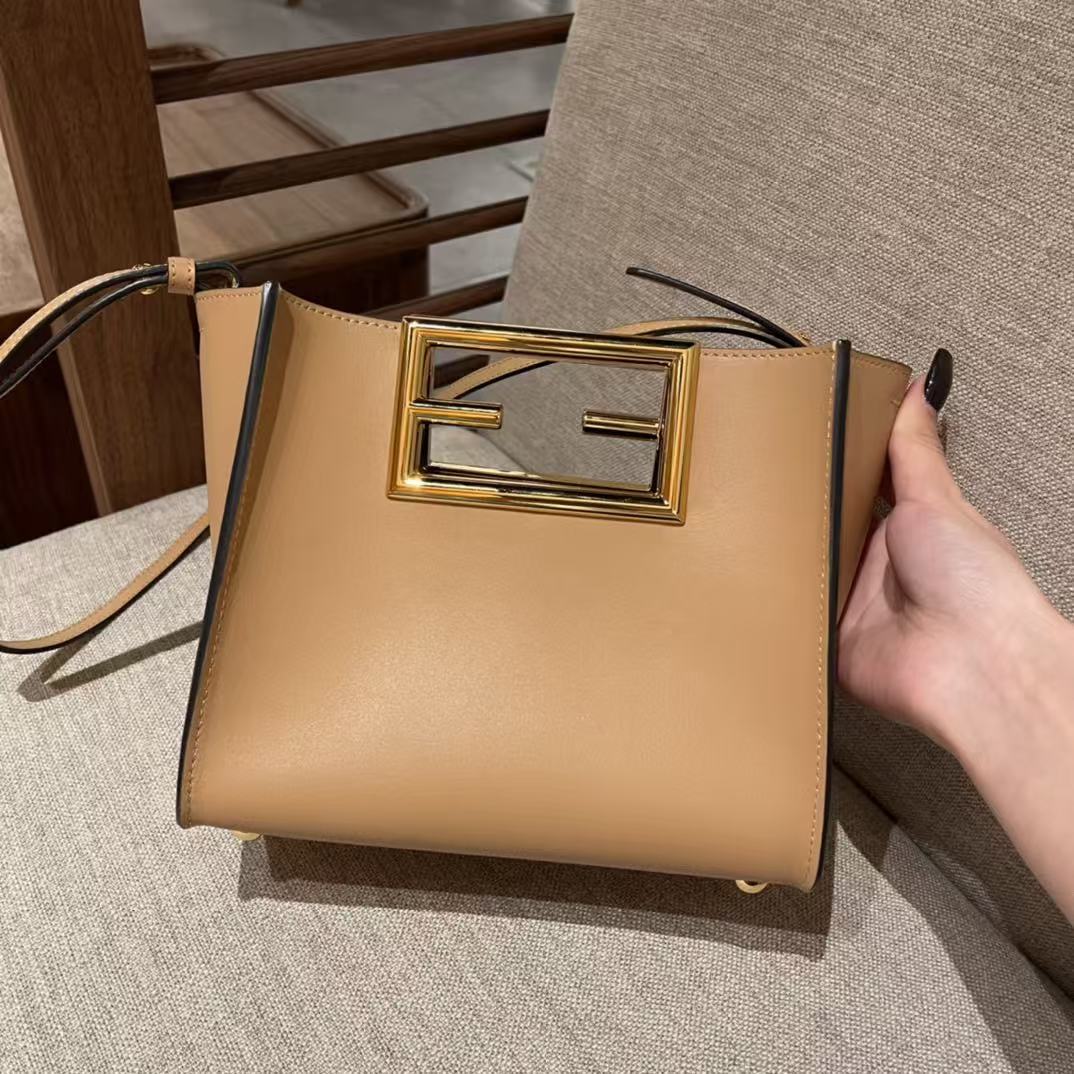 LOVESTAHL Caramel‑Brown Cow‑Leather FF‑Clasp Bucket‑Style Cross‑Body Bag