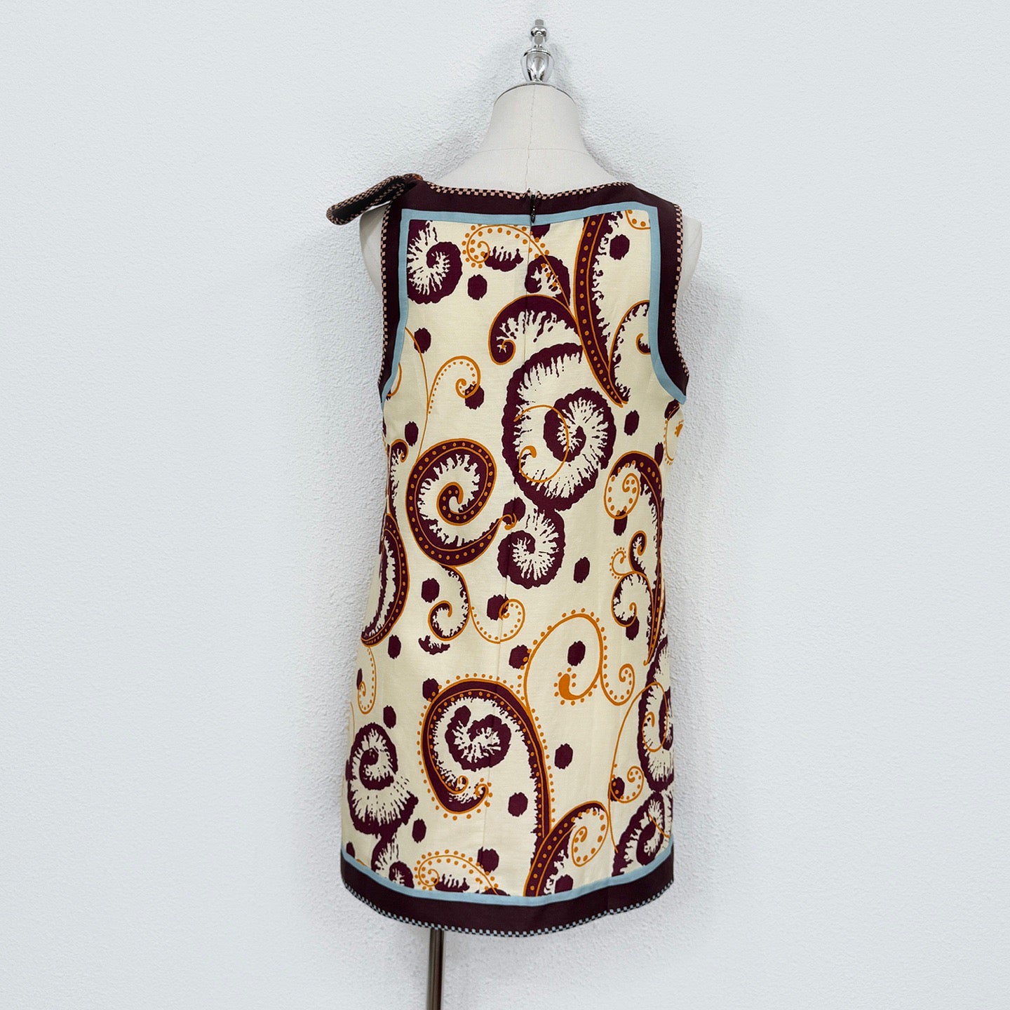 2026 women LOVESTAHL Vintage Paisley Print Silk Linen Mini Dress Women Sleeveless Side Bow Tie Square Neck Contrast Binding Summer Elegant Shift Dresses With Viscose Lining Size 6-12