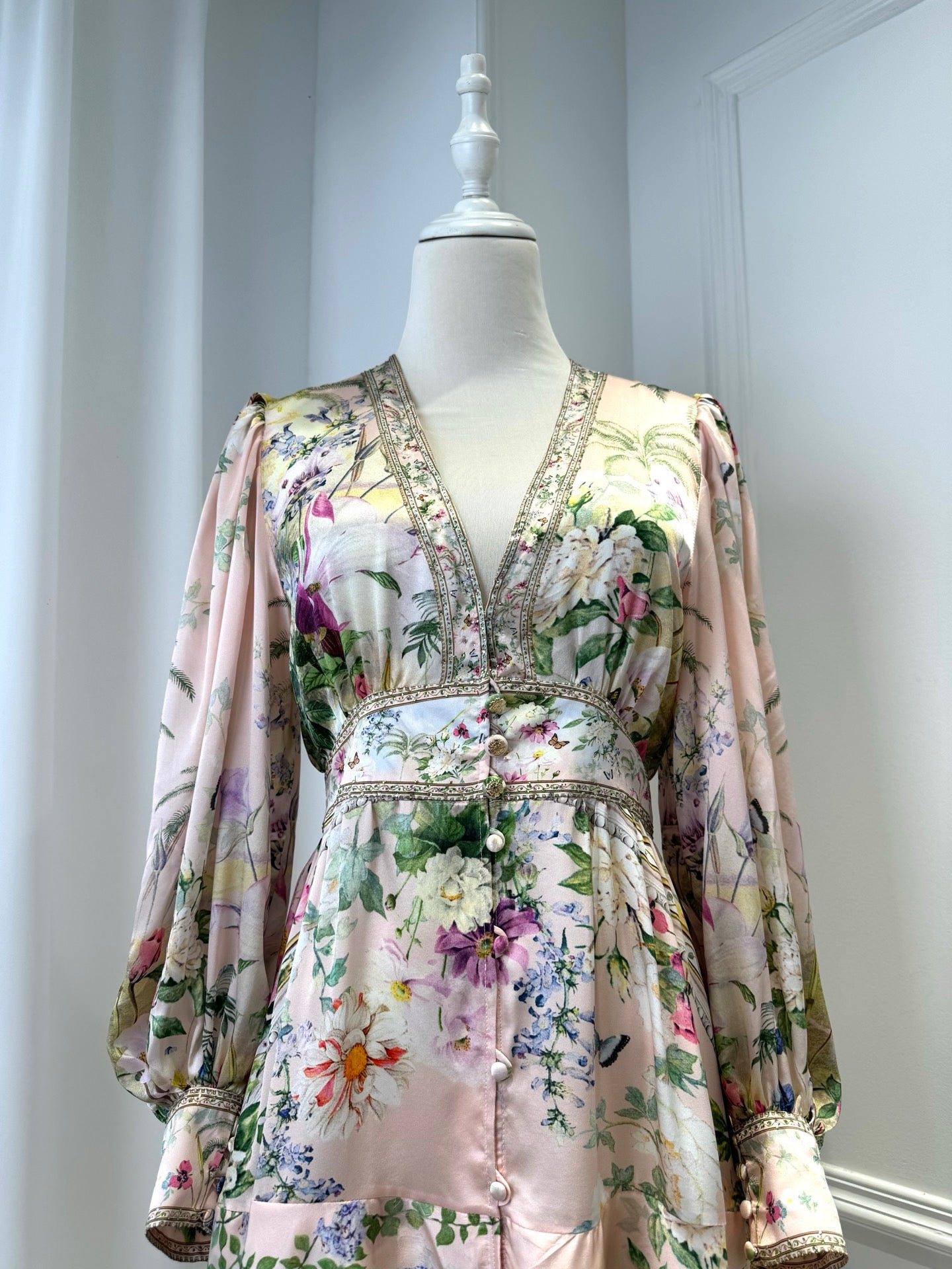 LOVESTAHL Pink Floral Print Mini Dress Women Deep V Neck Puff Long Sleeve Beaded Waist Lace Ruffle Hem Elegant Party Short Dresses