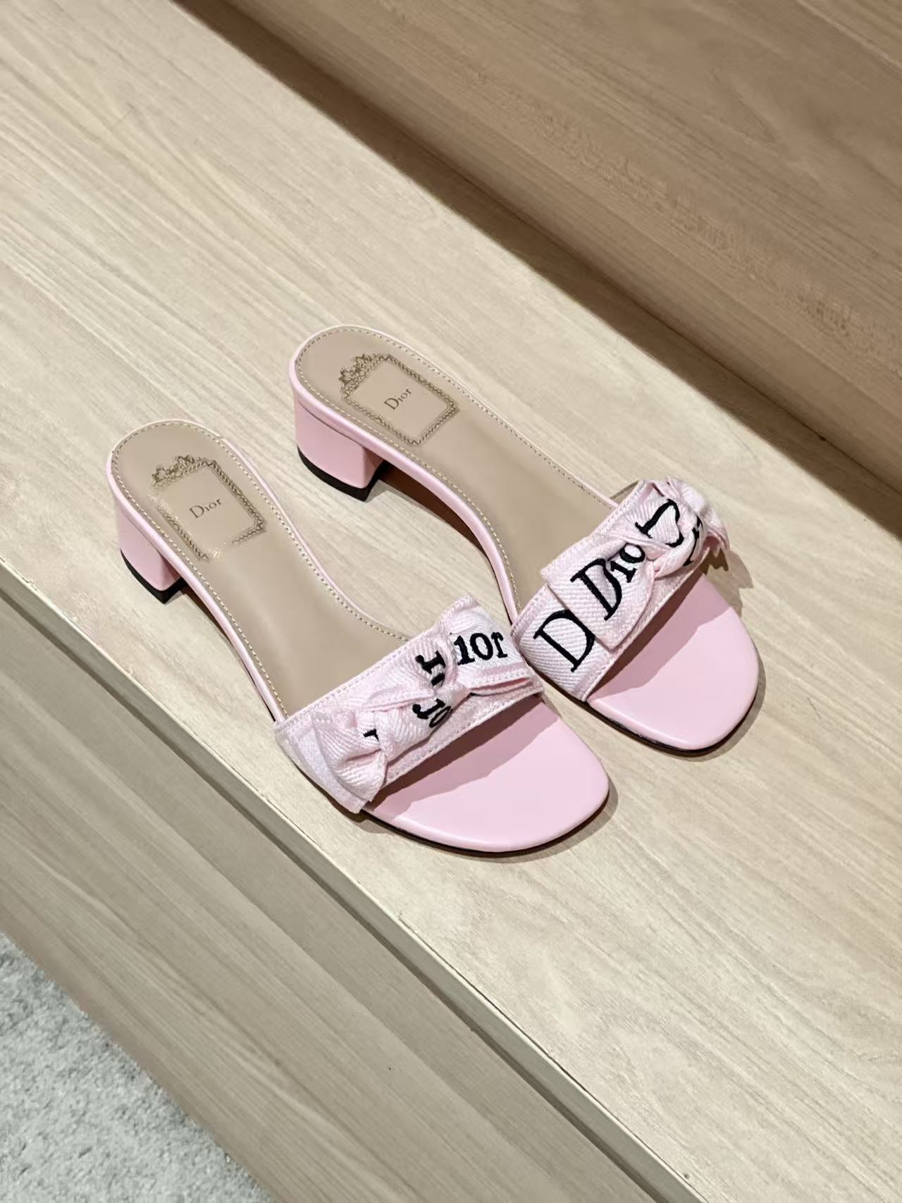 LOVESTAHL Embroidered‑Logo Block‑Heel Slide Sandals