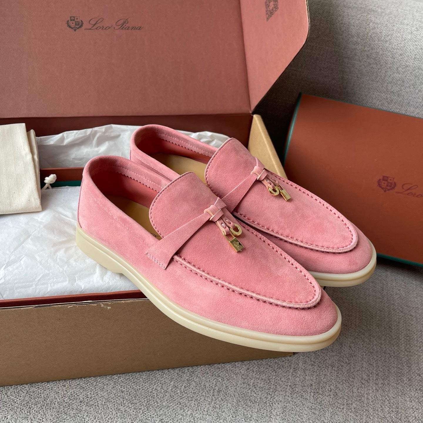 Lovestahl Grey Suede Summer Walk Loafers Metal Lock Charms Lightweight Rubber Sole Wide Feet Friendly Luxury Women Loafers Sizes 35-40 Custom 41