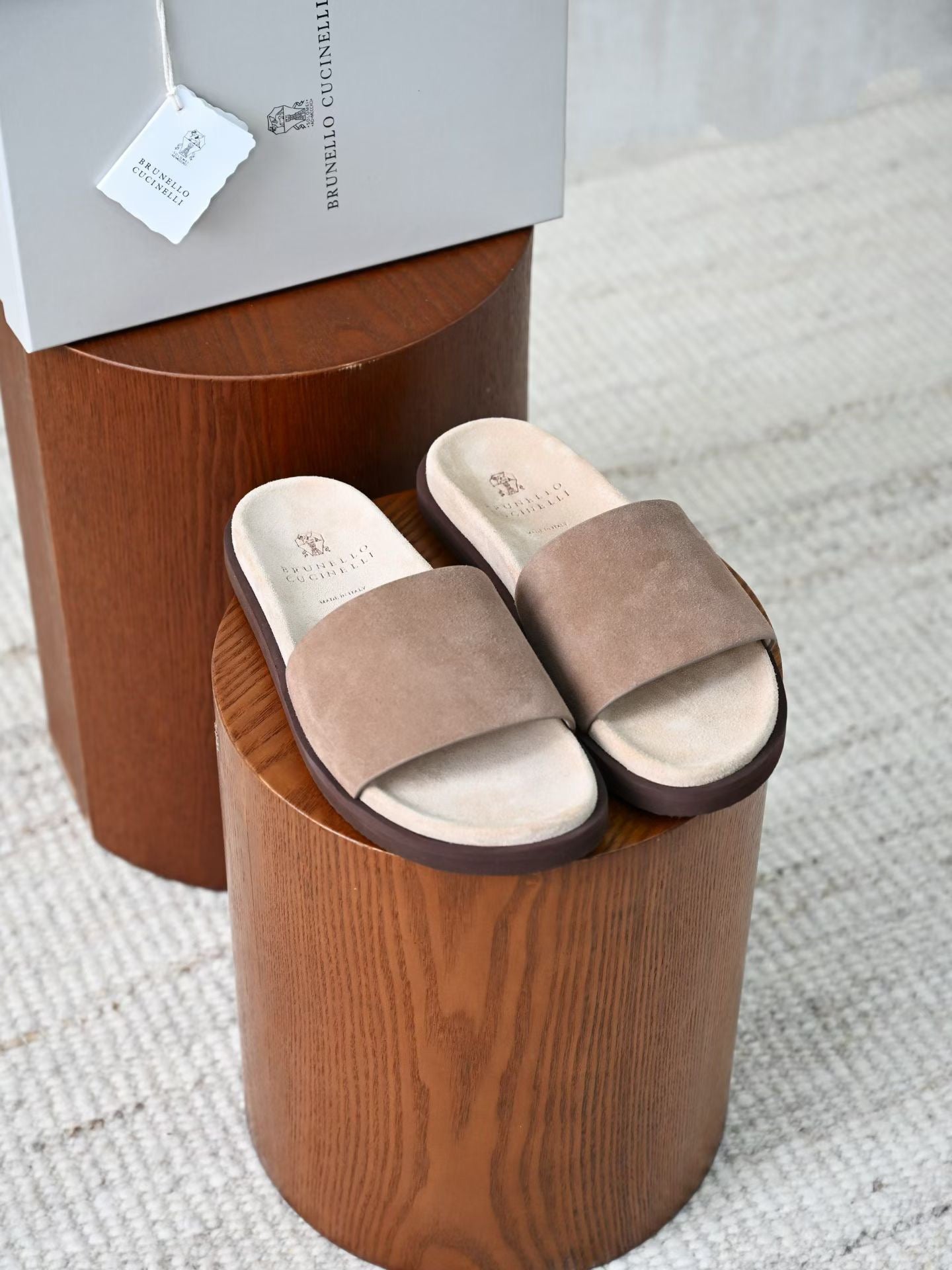 Lovestahl Men Coffee Suede Single Strap Slide Sandals Soft Suede Insole Flat Summer Casual Outdoor Beach Slippers EU Sizes 39-46
