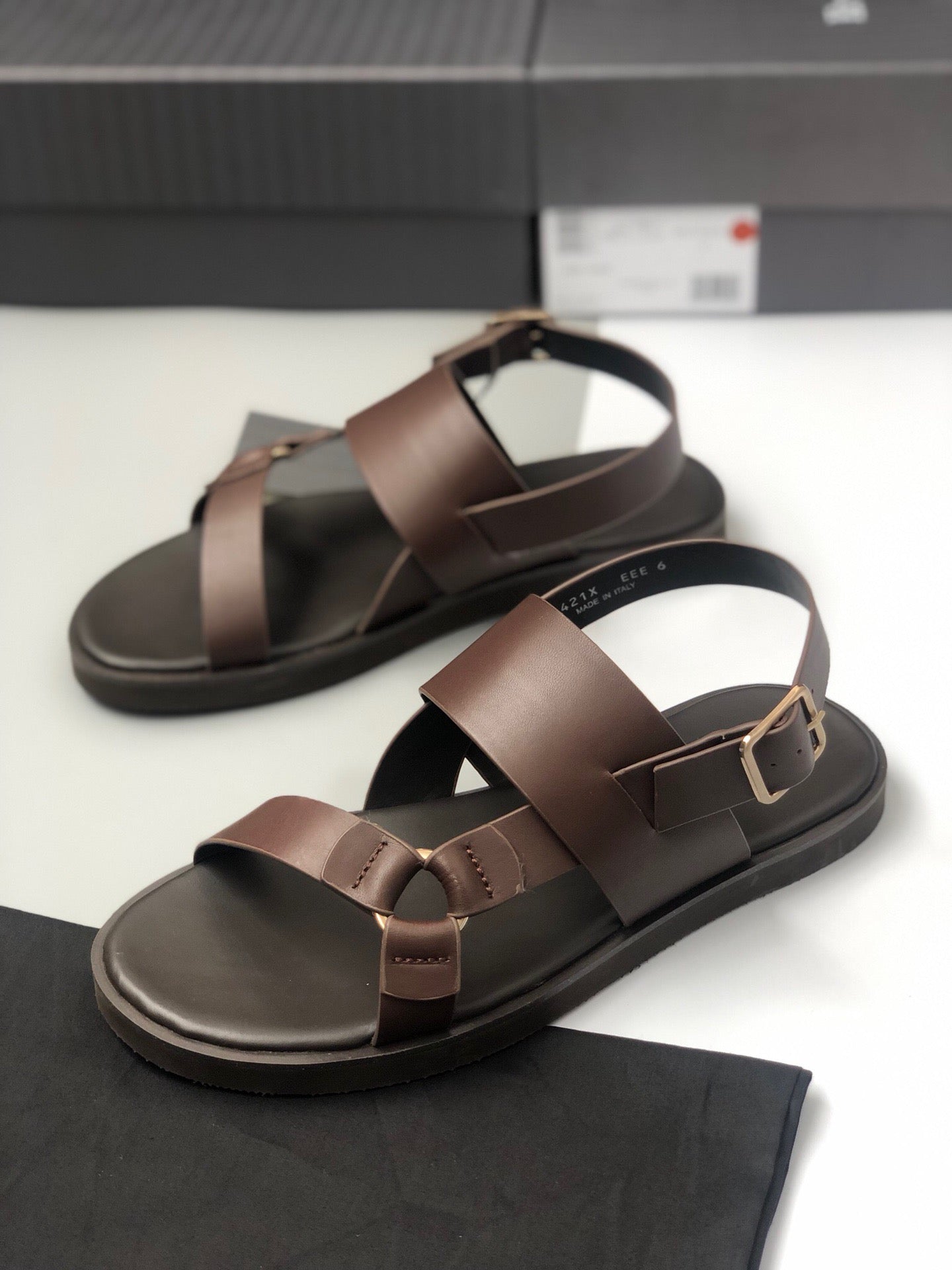 Lovestahl Men Dark Brown Genuine Leather Sandals Adjustable Gold Buckle Back Strap Roman Flat Sandals Luxury Summer Business Casual Shoes EU Sizes 39-46