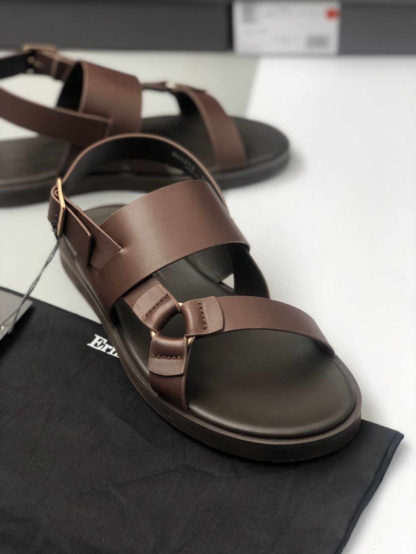 Lovestahl Men Dark Brown Genuine Leather Sandals Adjustable Gold Buckle Back Strap Roman Flat Sandals Luxury Summer Business Casual Shoes EU Sizes 39-46