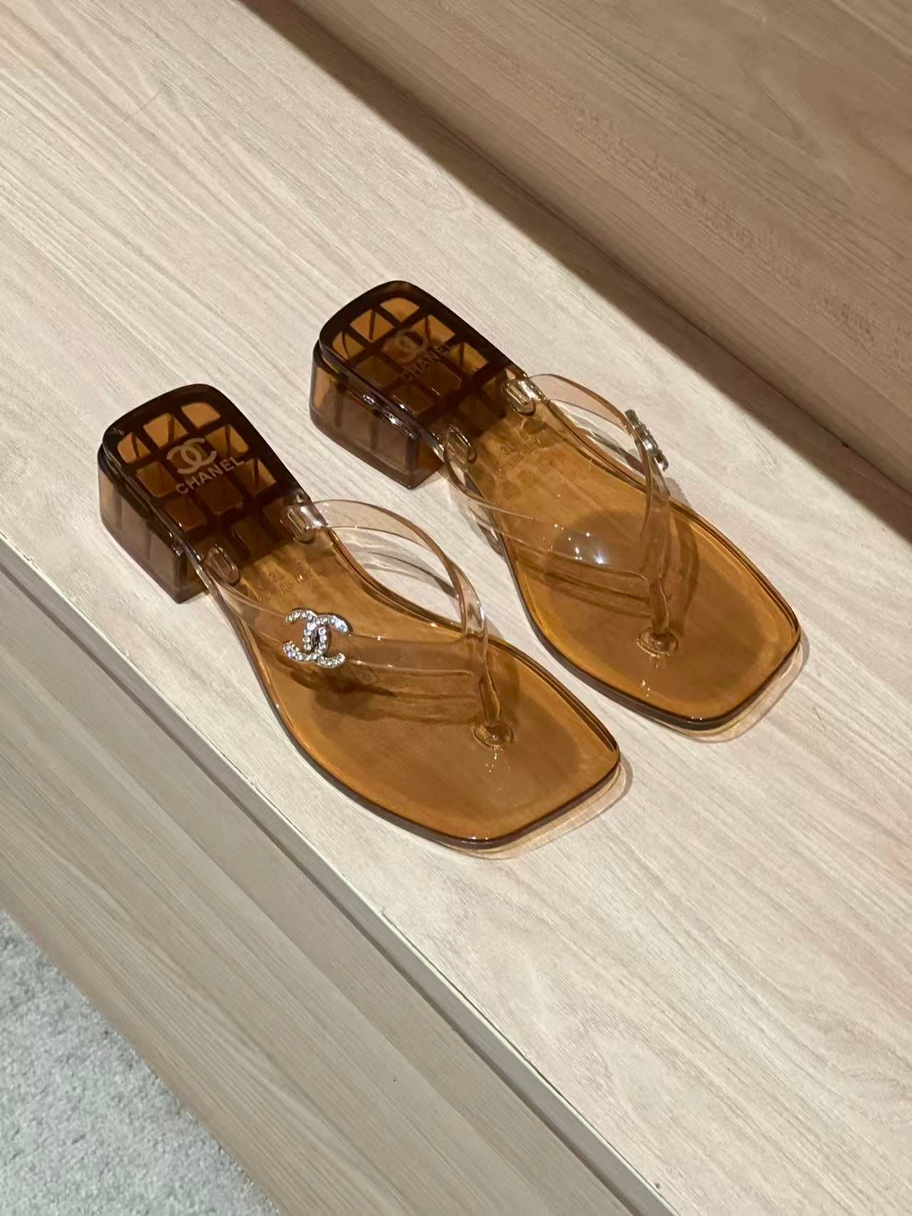 LOVESTAHL Jelly TPU Wedge‑Heel Thong‑Style Sandals