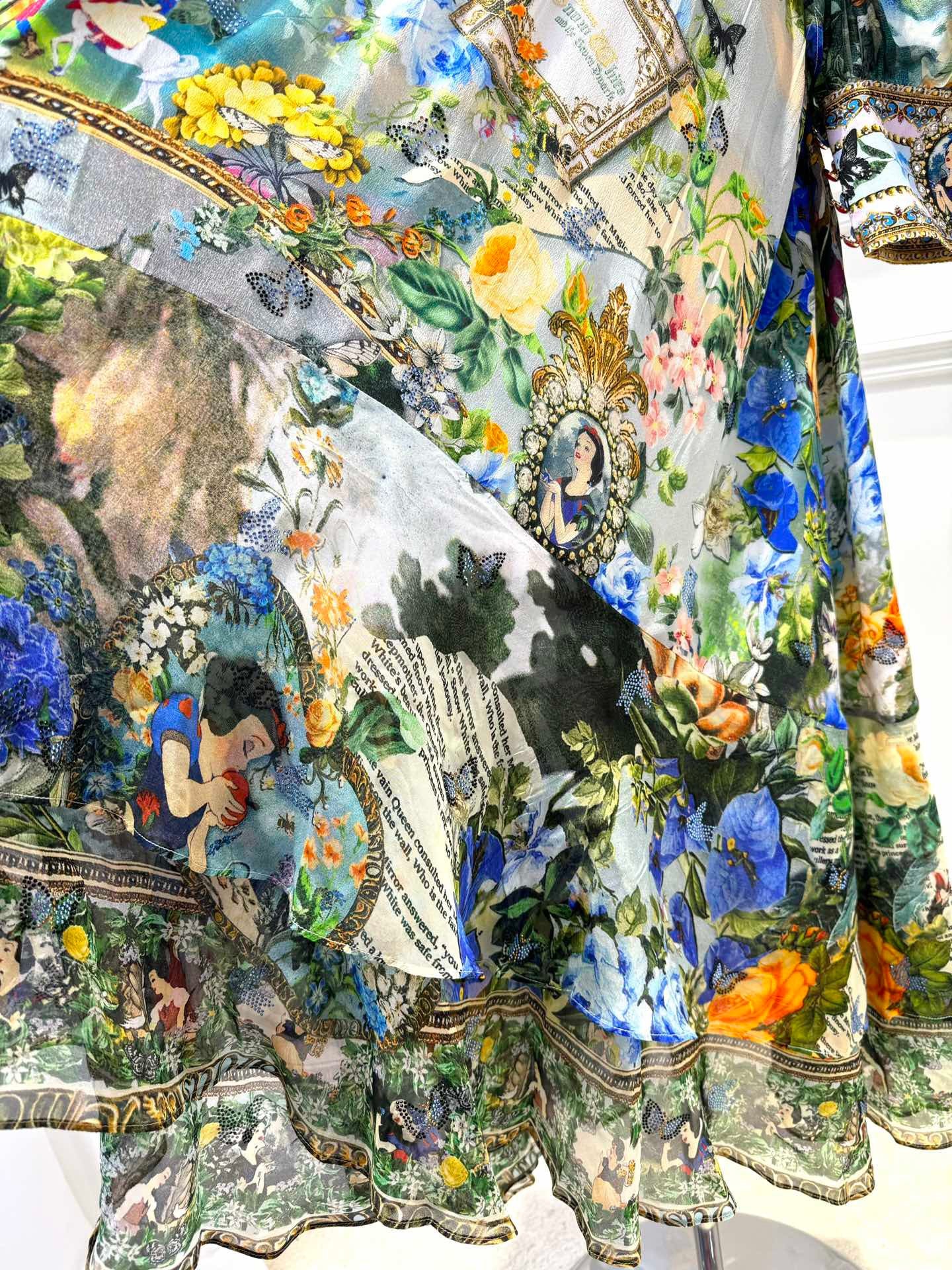 2026 WOMEN LOVESTAHL Fairytale Garden Print Maxi Dress Women Deep V Neck Rhinestone Trim Puff Long Sleeve High Waist Ruffle Hem Vacation Long Dress