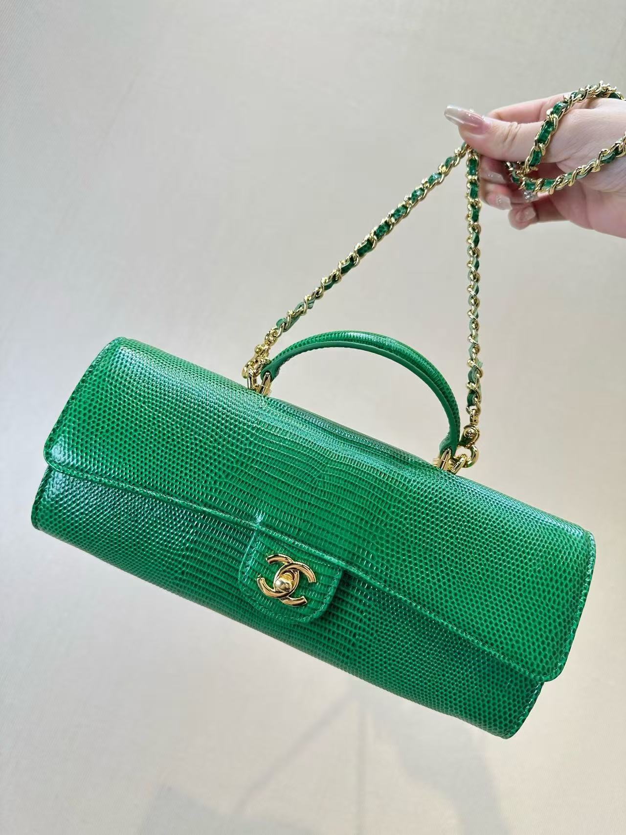 LOVESTAHL Lizard‑Embossed Clutch Handbag