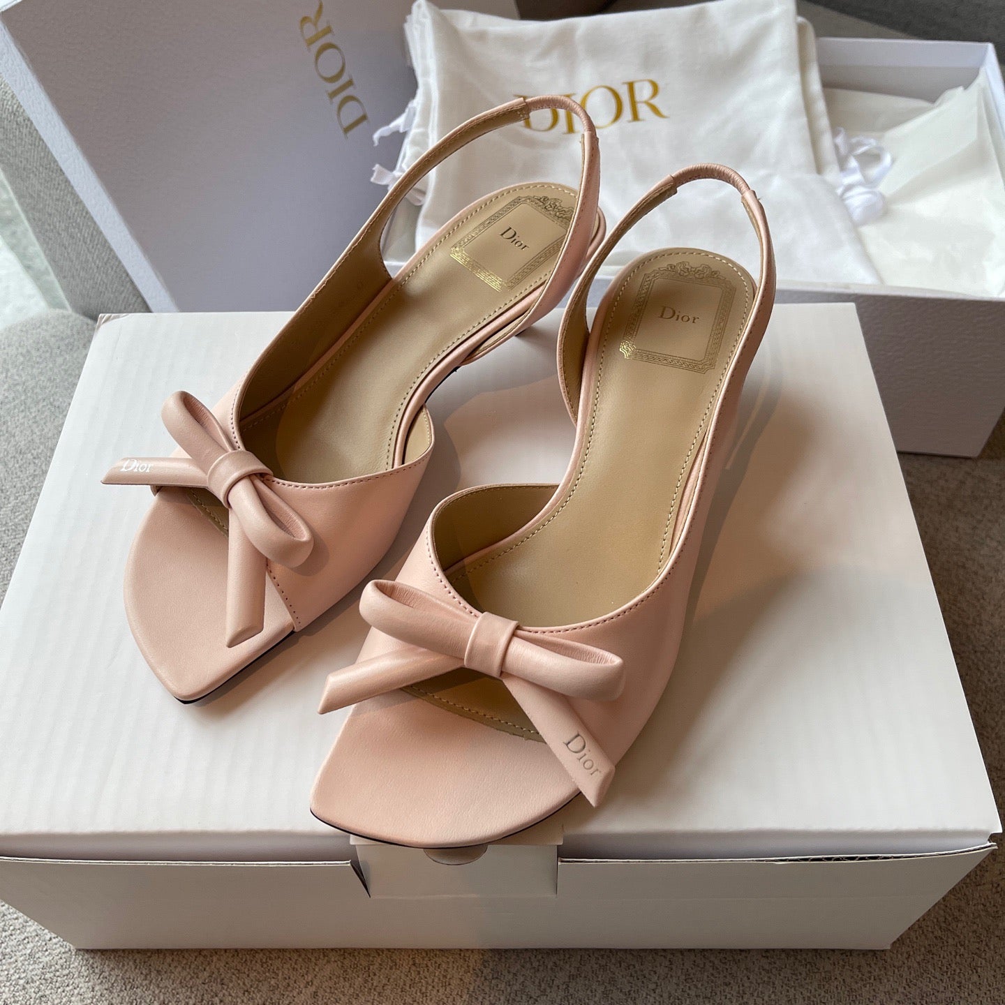Lovestahl New Bow Decor Sandals 4CM Low Block Heel Soft Genuine Lambskin Comfort Dress Sandals Italian Leather Outsole Sizes 35-40
