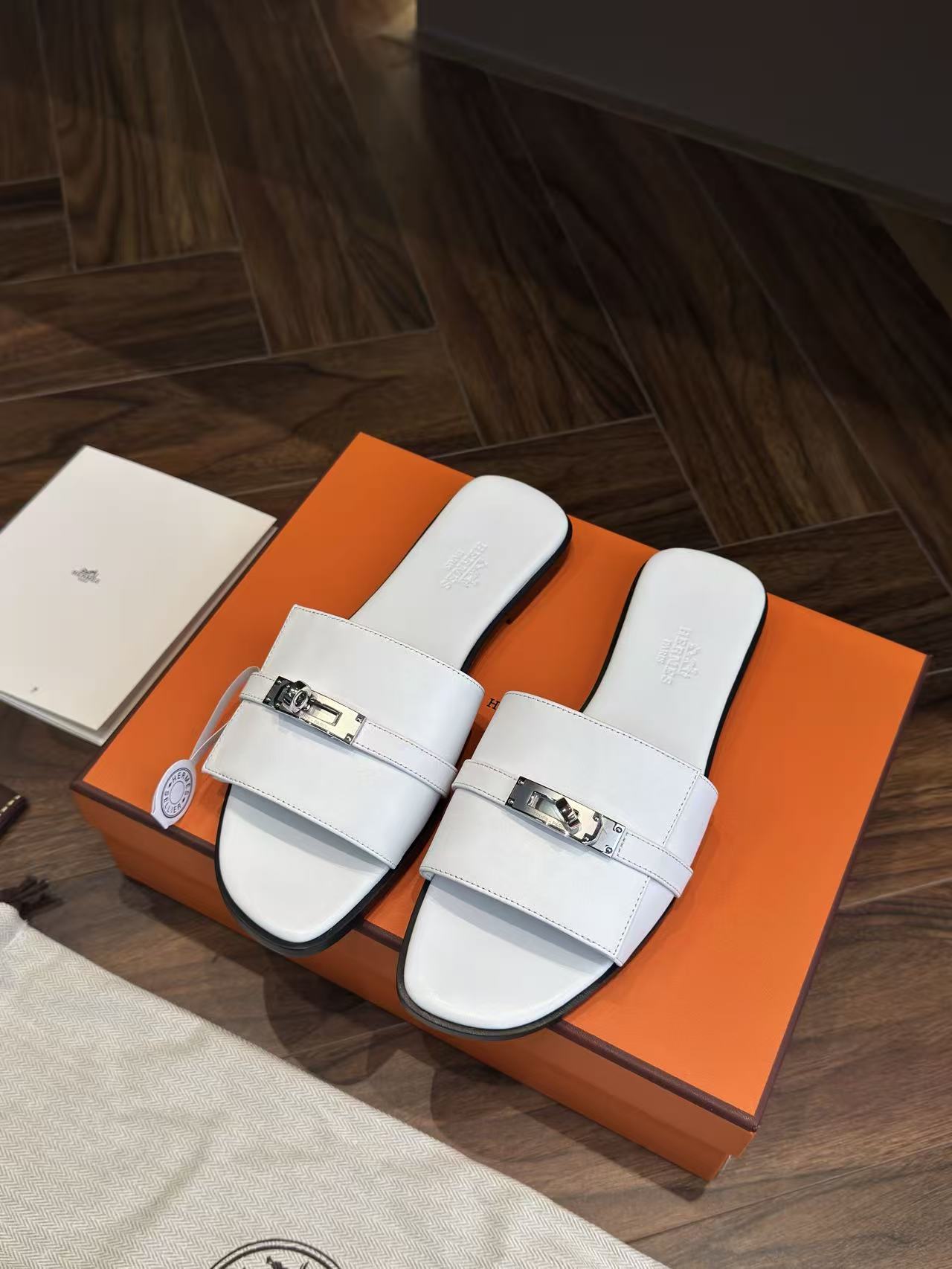 LOVESTAHL Handmade Kelly Buckle Slide Sandals Imported Italian Calfskin Australian Sheepskin Full Leather Flat Slippers For Women Early Spring Vacation