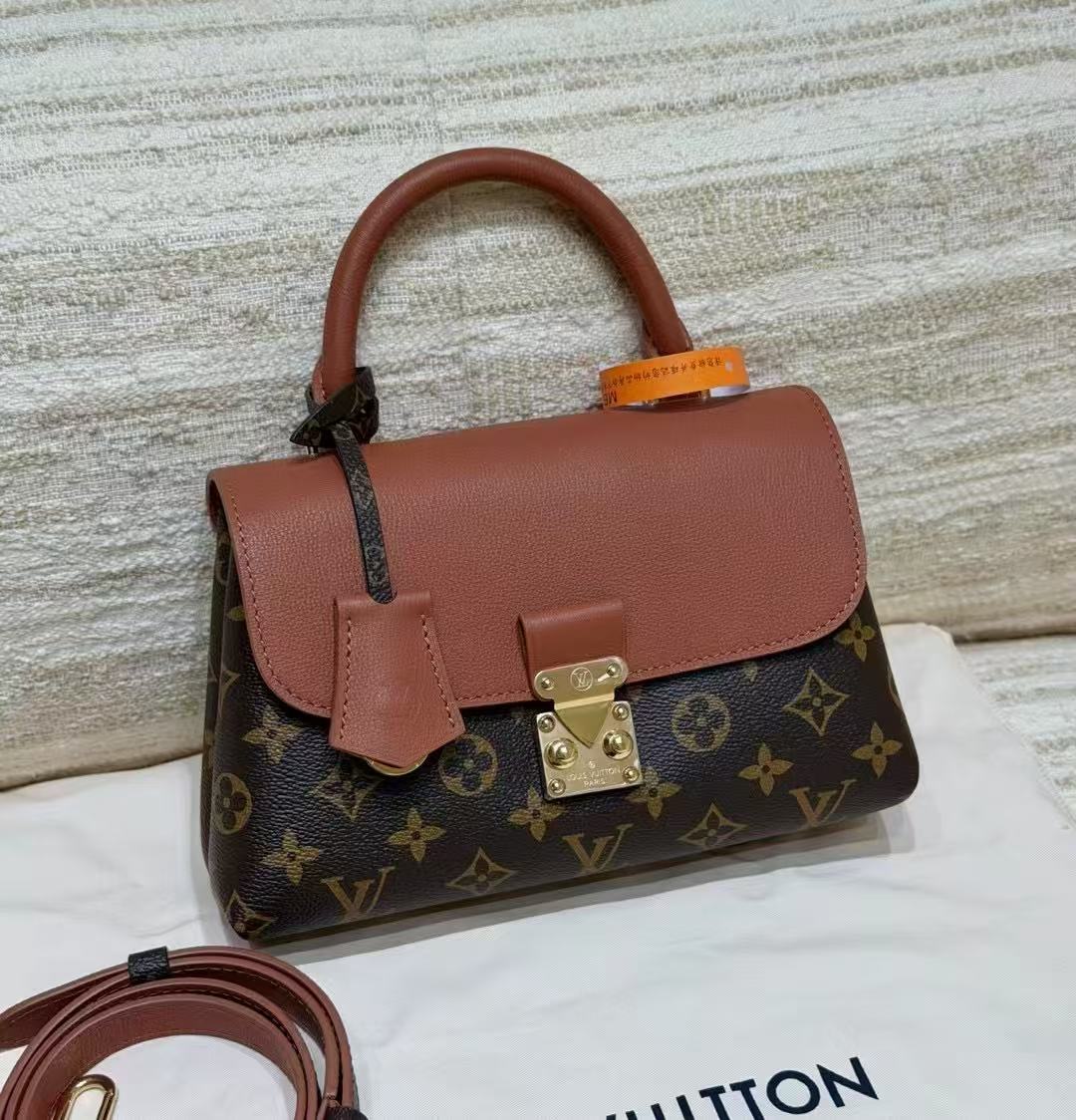 LOVESTAHL Upgraded Version BB Flap Bag Italian A Grade Cowhide Same Factory Full Steel Hardware Variable Chip Luxury Crossbody Handbag Size 24.5x16x8cm