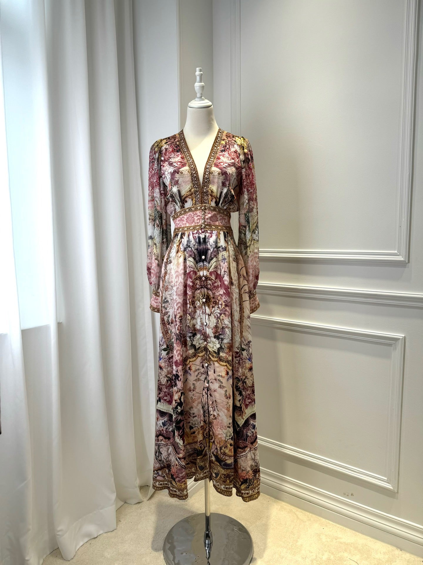 LOVESTAHL Vintage Floral Baroque Print Maxi Dress Women Deep V Neck Beaded Trim Puff Long Sleeve High Waist Button Front Elegant Holiday Long Dresses