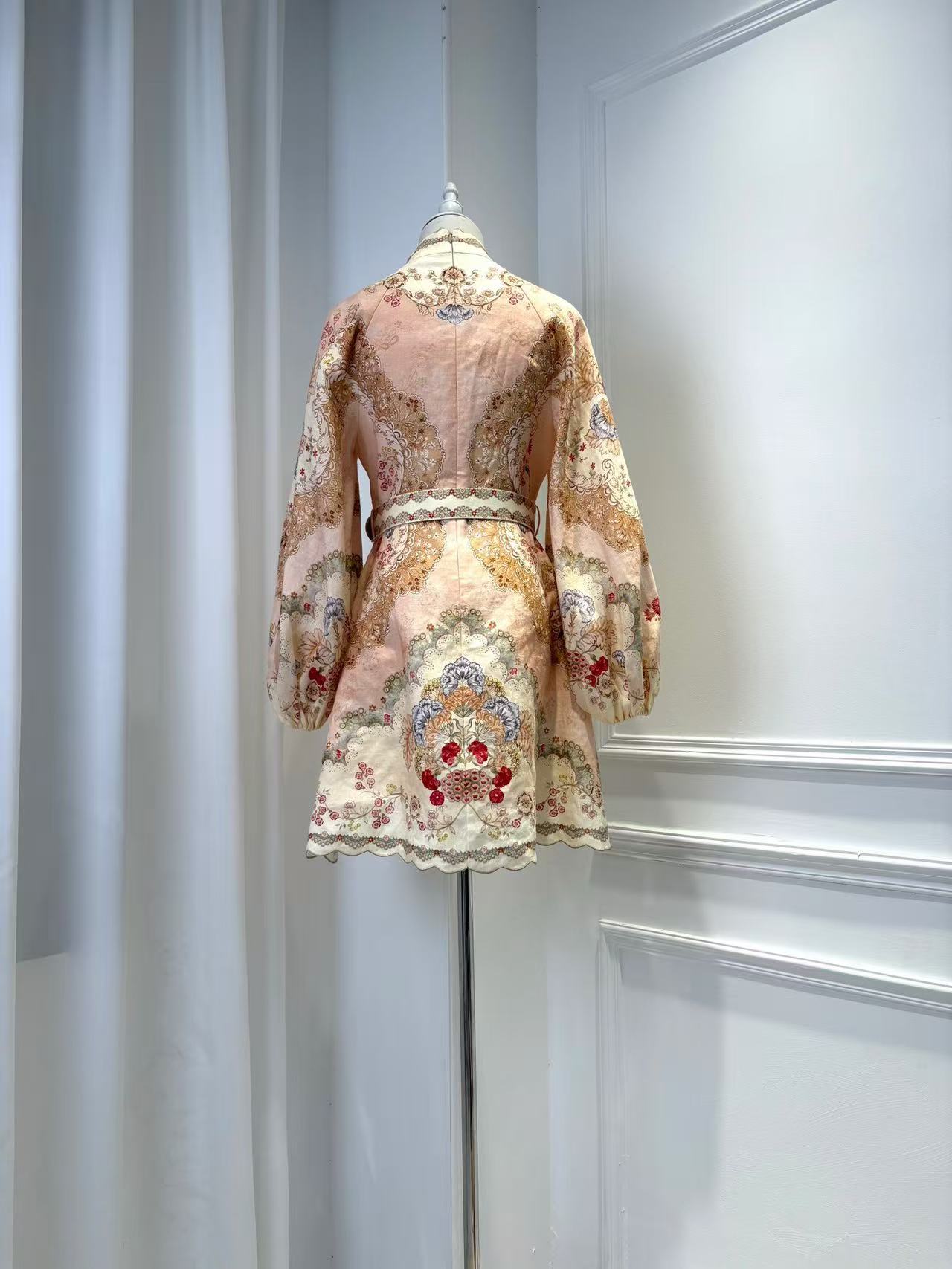 LOVESTAHL Vintage Baroque Floral Mini Dress Women Mandarin Collar Balloon Long Sleeve Waist Belt Scalloped Hem Retro Party Short Dresses