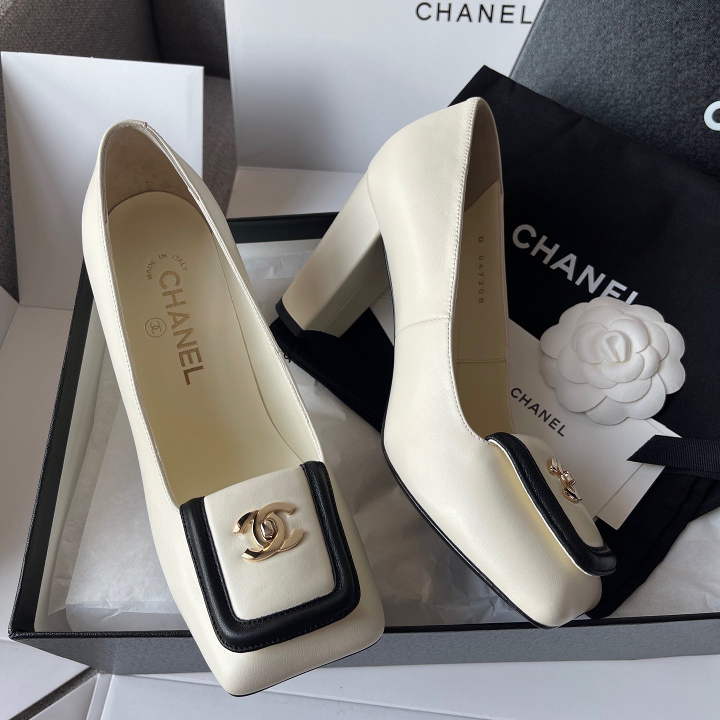 Lovestahl 26S Square Toe Metal Buckle Block Heel Pumps Vintage French Genuine Lambskin 9CM Leather Heel Dress Shoes Sizes 35-41
