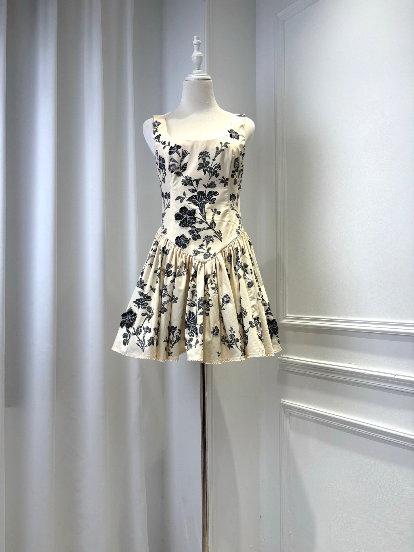 Lovestahl Square Neck Sleeveless Black Floral Mini Dress Women High Waist Flare A Line Short Dress Size S-XL Item G011