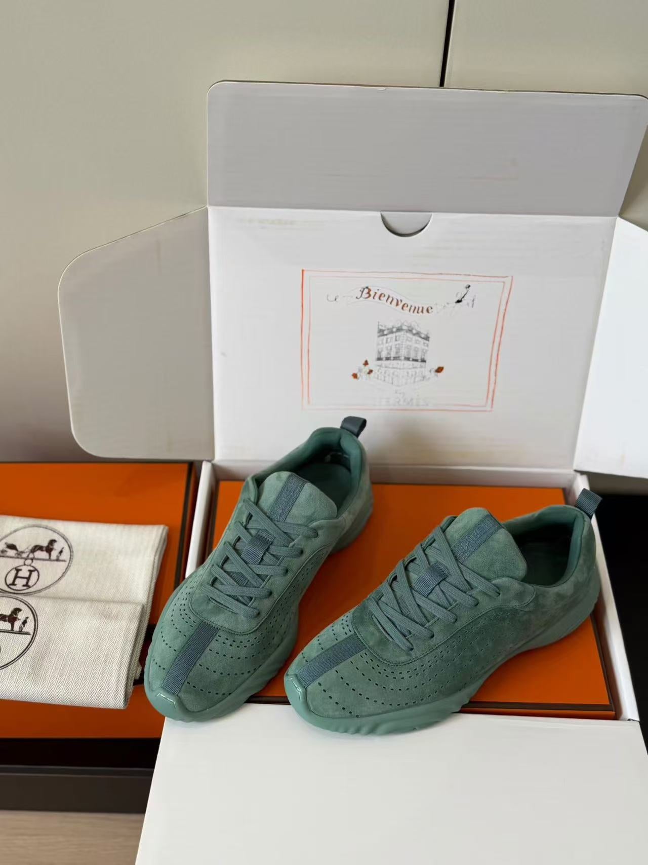 LOVESTAHL Neon Suede Breathable Casual Sneakers