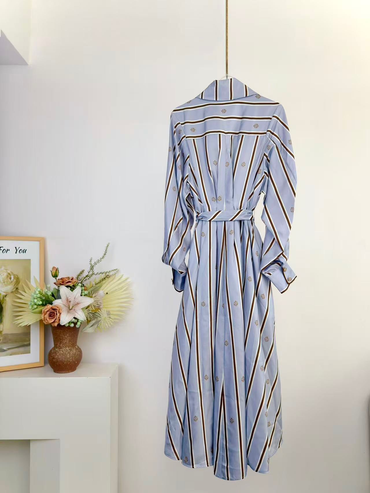 Lovestahl Spring Ready-To-Wear 100% Silk Striped Logo Print Shirt Maxi Dress Women Long Sleeve Pleated Detachable Scarf Tie Belt Side Pocket Elegant Long Dress Style