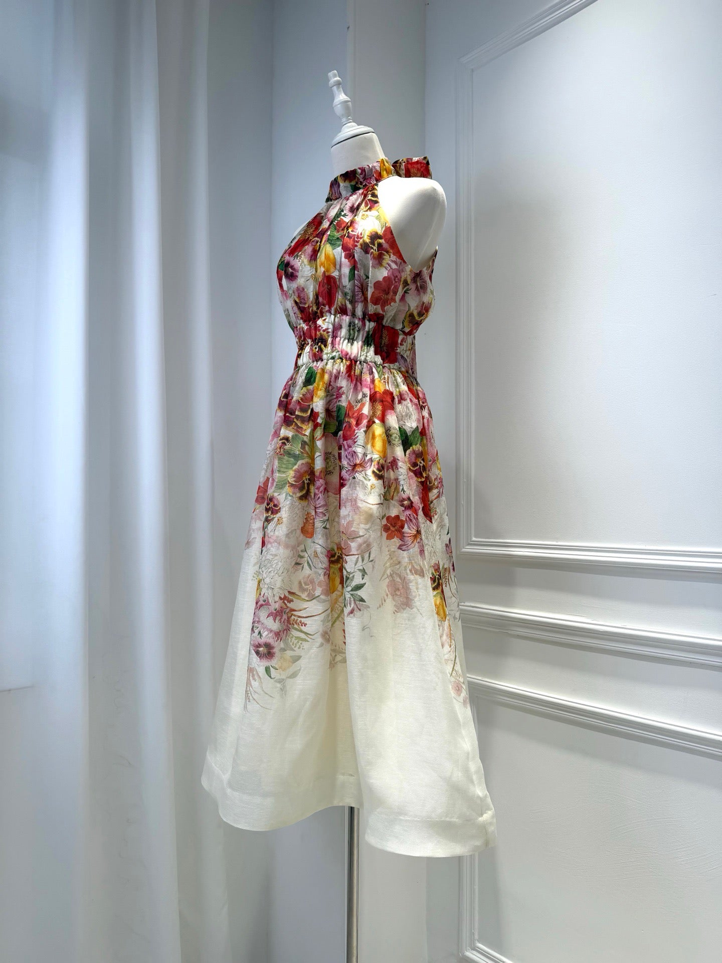2026 women Lovestahl Women Red Floral Halter Maxi Dress Smocked High Waist Gradient Print Flowy A Line Long Sundress Summer Wedding Guest Dress