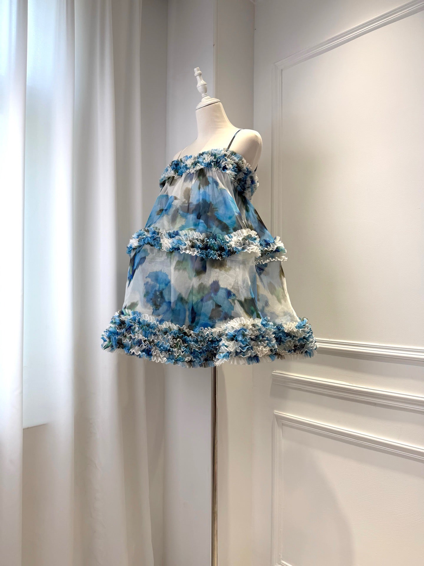 Lovestahl Women Blue Watercolor Floral Mini Slip Dress Thin Spaghetti Strap 3 Tier Ruffle Fringe Hem Flowy A Line Short Sundress Summer Beach Vacation Party Dress