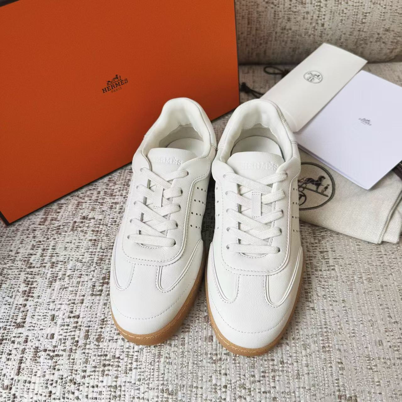 LOVESTAHL Women Retro Lace‑Up Sneakers, Genuine Cow‑Leather & Jacquard Canvas Panel Trainers, Gum‑Rubber Sole Casual Walking Shoes