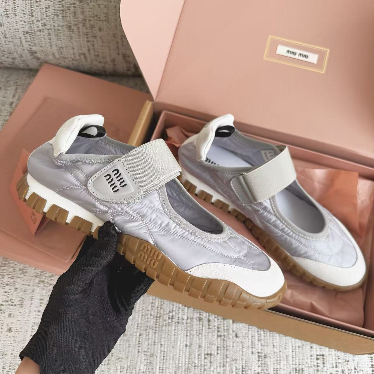 LOVESTAHL Hook‑and‑Loop Mary‑Jane‑Style Sneakers