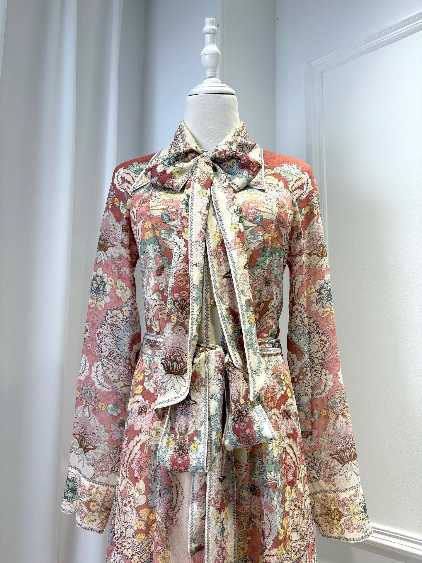 Lovestahl Vintage Pink Floral Print Maxi Dress Women Bow Collar Tassel Tie Waist Belt Long Sleeve Button Front Boho Holiday Long Dress Sizes 0/1/2/3 In Stock