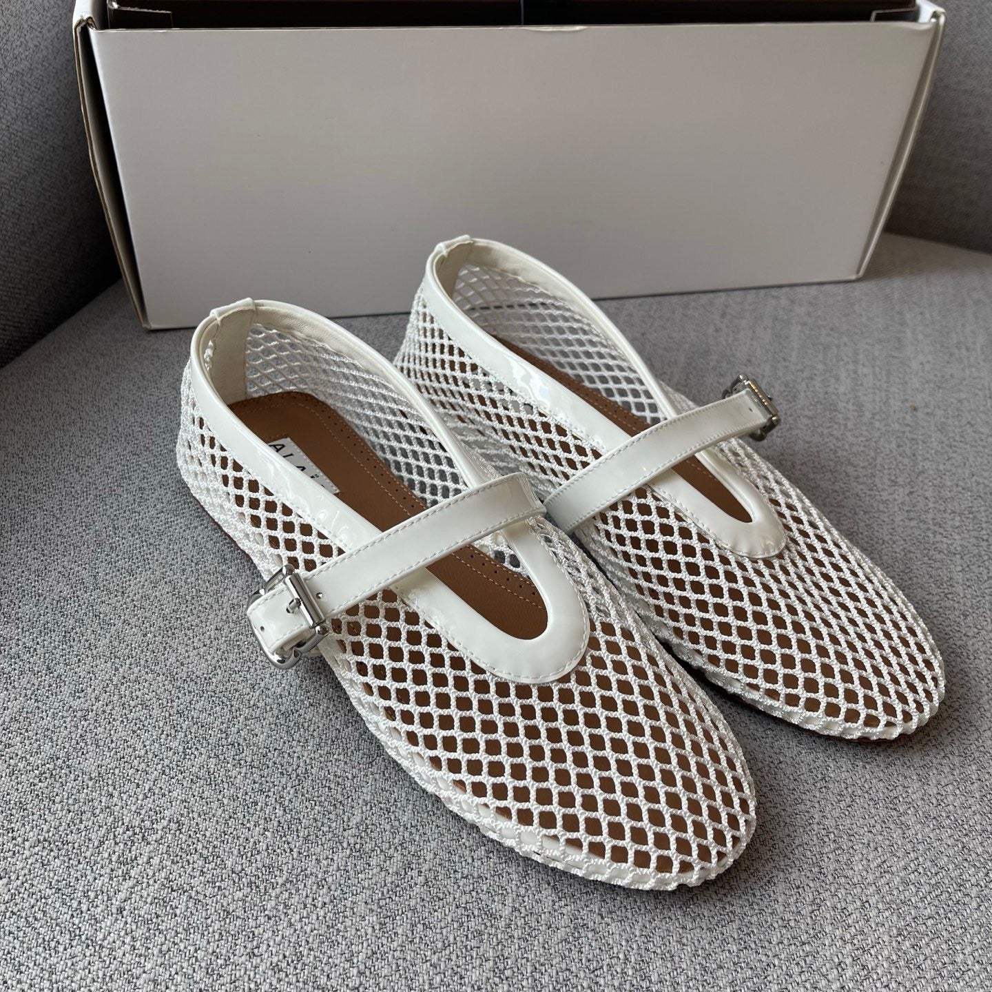 Lovestahl Hollow Mesh Mary Jane Ballet Flats Patent Leather Spliced Soft Sheepskin Lining Private Mold TPU Outsole Retro French Daily Shoes Sizes 35-41