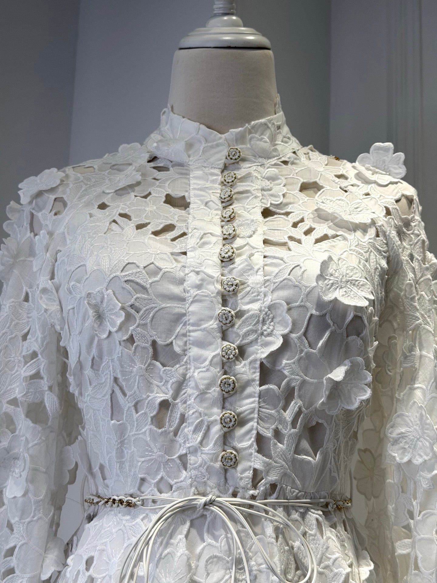 Lovestahl Dreamy White 3D Floral Hollow Lace Mini Dress With Lantern Puff Sleeves And Adjustable Drawstring Waist Perfect For Bridal Shower Beach Wedding