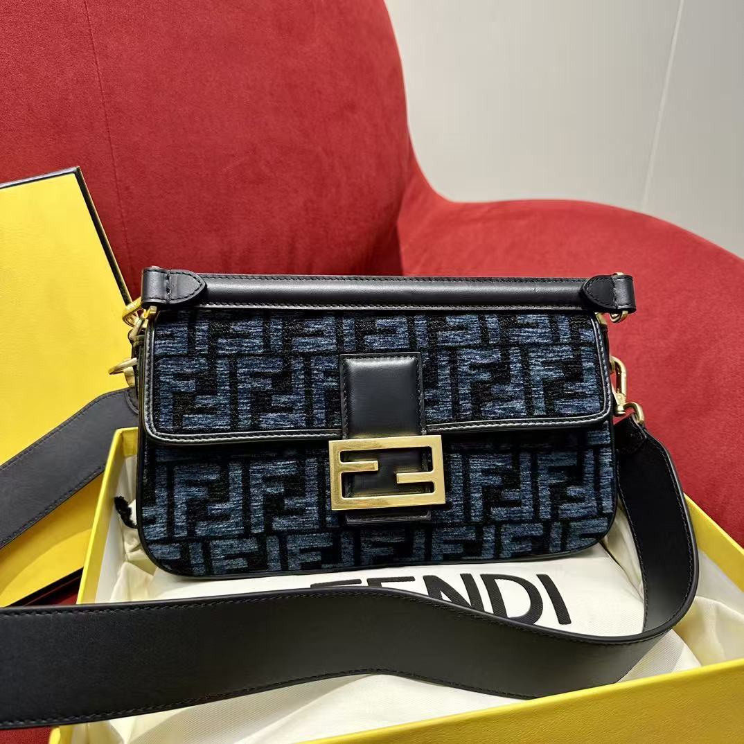 LOVESTAHL Baguette‑Style Chenille FF‑Jacquard Shoulder Bag