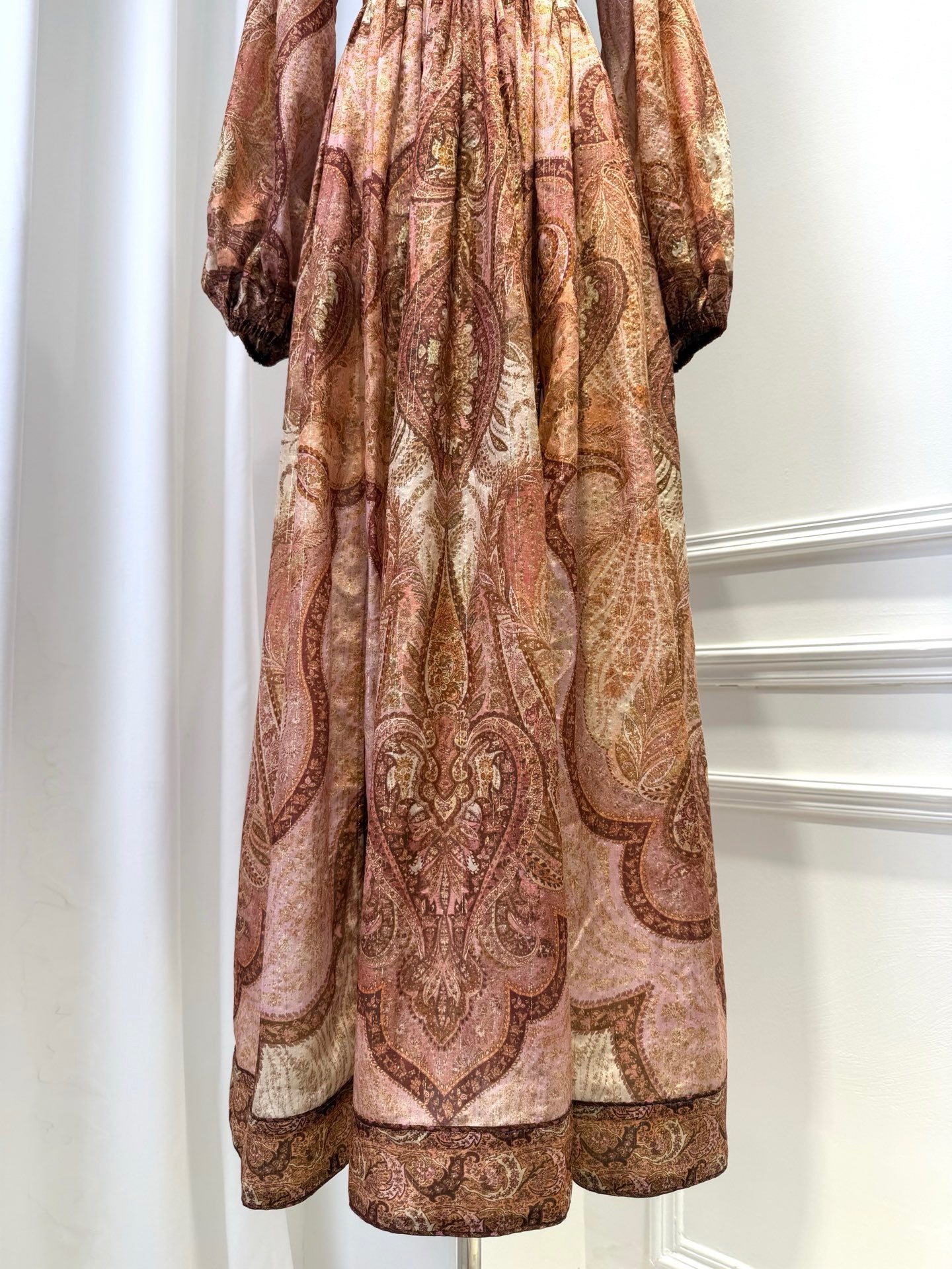 2026 women Lovestahl Women Vintage Brown Paisley Print Maxi Dress Round Neck Lantern Long Sleeve High Waist Flowy Long Chiffon Dress Bohemian Holiday Dress