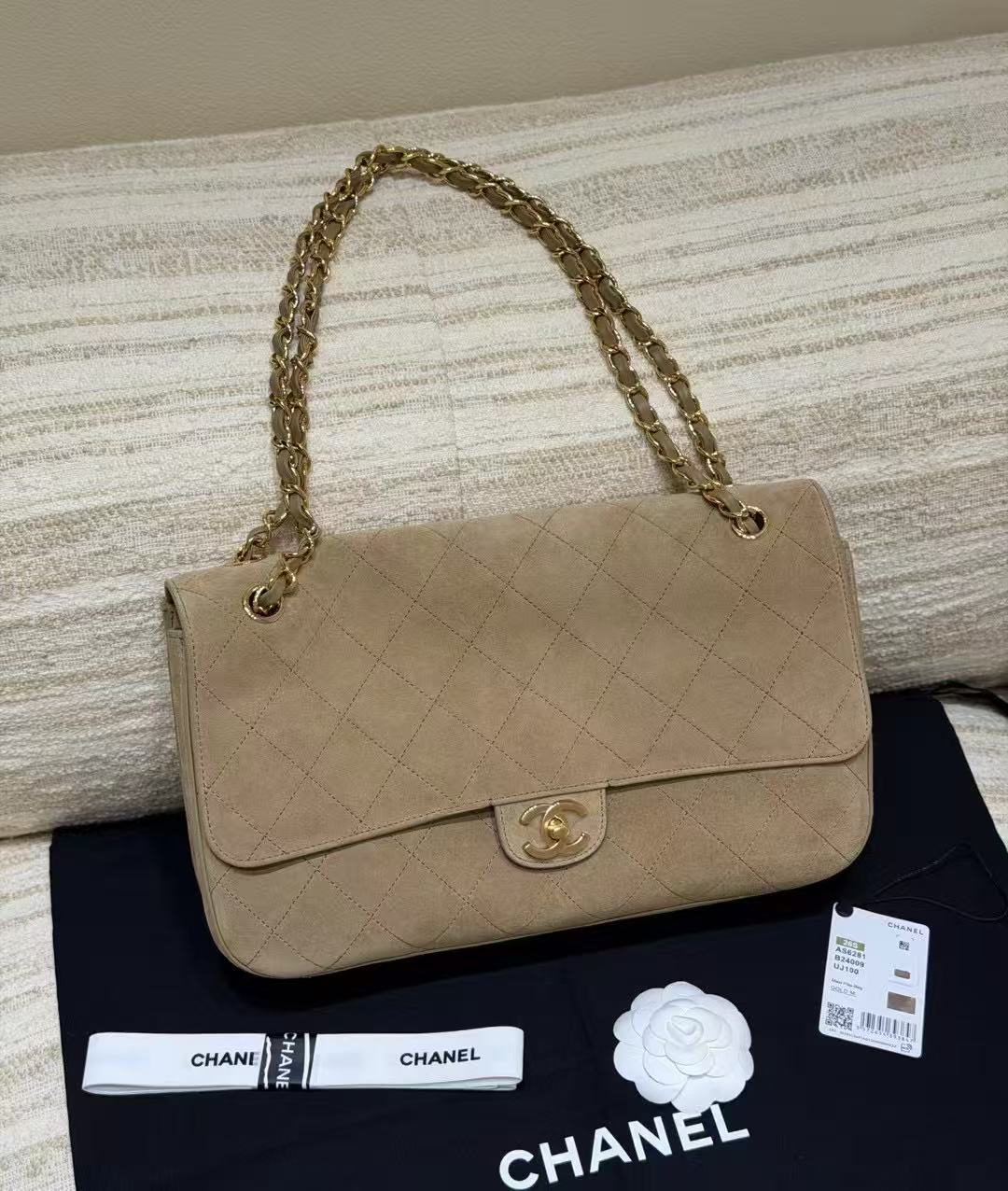 LOVESTAHL Milk Tea Brown Suede Quilted Shoulder Bag Golden Hardware Classic Diamond Lattice Chain Crossbody Bag Retro Vintage Handbag For Autumn Winter Medium Size 25.5cm