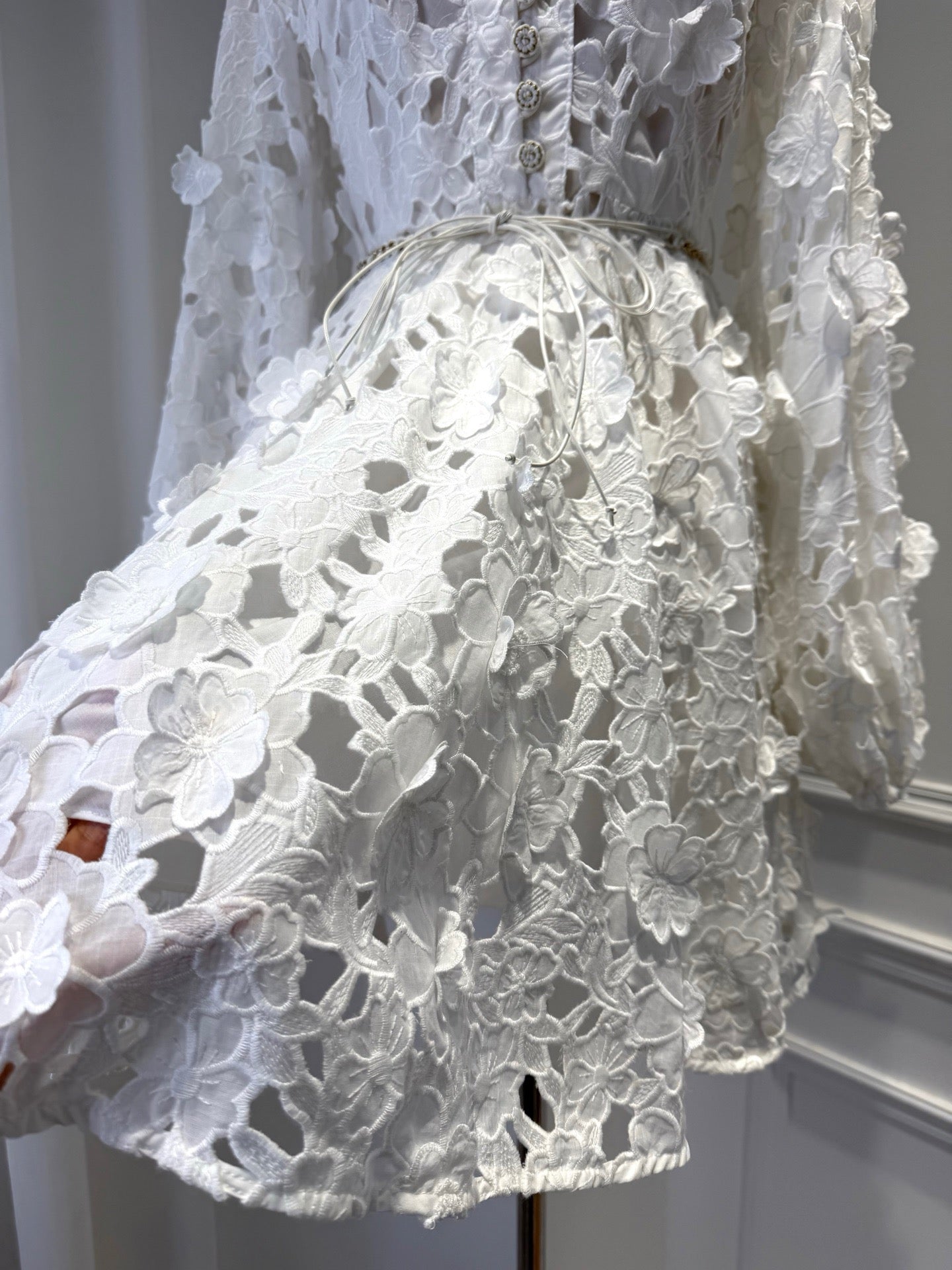 Lovestahl Dreamy White 3D Floral Hollow Lace Mini Dress With Lantern Puff Sleeves And Adjustable Drawstring Waist Perfect For Bridal Shower Beach Wedding