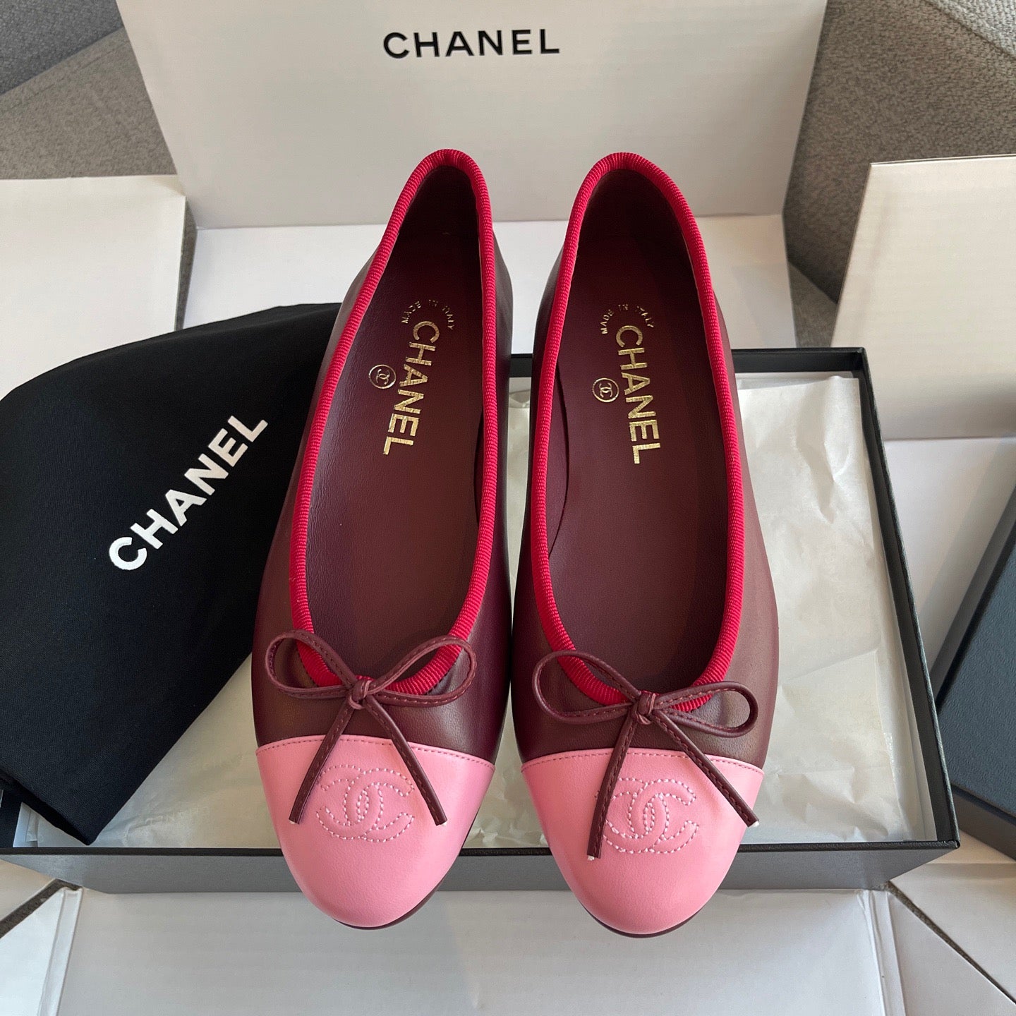 Lovestahl 26SS Black Gold Color Block Ballet Flats Velvet Round Toe Bow Embroidery Logo Italian Leather Outsole Elegant Daily Flat Shoes Sizes 35-40 In Stock