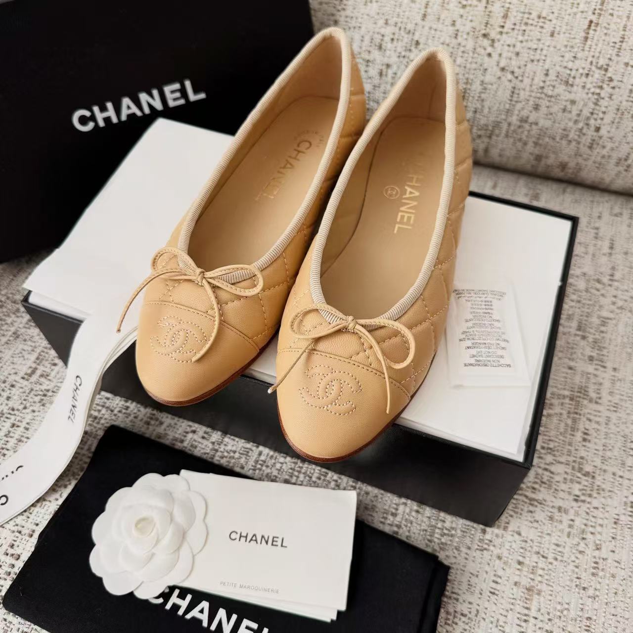 LOVESTAHL Women Quilted Ballet Flats, Genuine Cow‑Leather Round‑Toe Slip‑On Loafers, Bow‑Decor Elegant Daily Dress Shoes