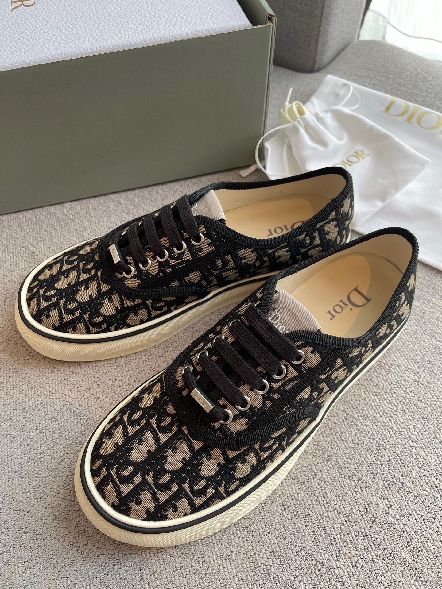 Lovestahl 2026 New Saltwind Canvas Casual Shoes Oblique Jacquard 3CM Platform TPU Private Mold Sole Daily Walking Sneakers Sizes 35-40