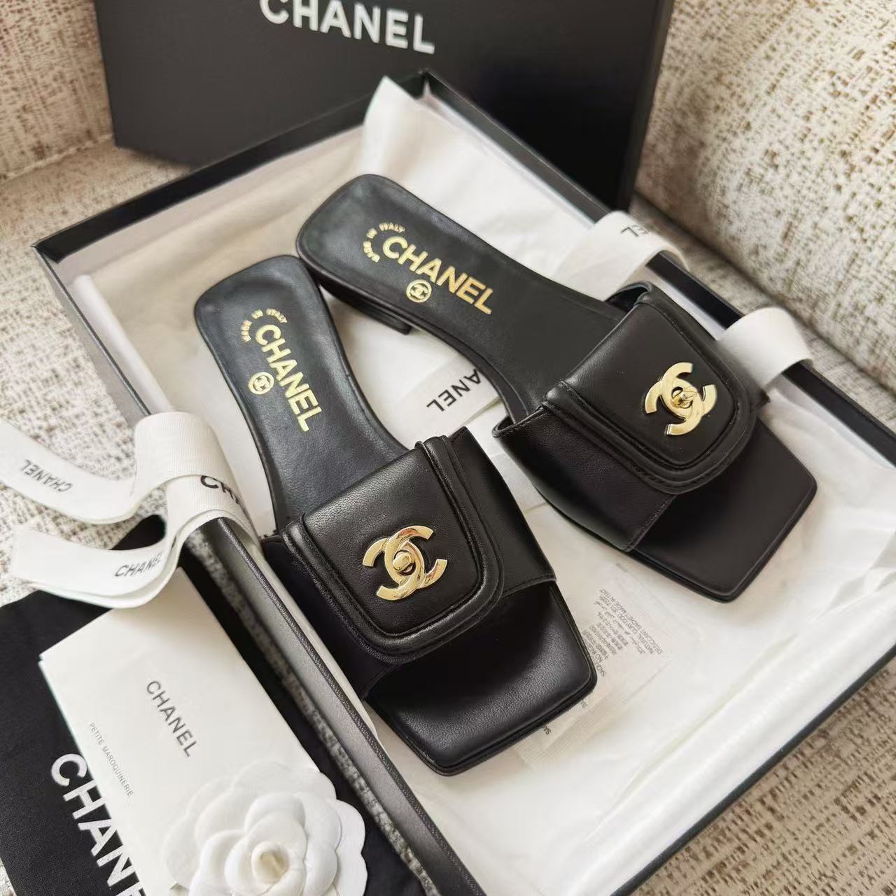 LOVESTAHL Women Square‑Toe Slide Sandals, Genuine Cow‑Leather Kitten‑Heel Mules, Metal‑Ornament Open‑Toe Slip‑On Summer Slippers
