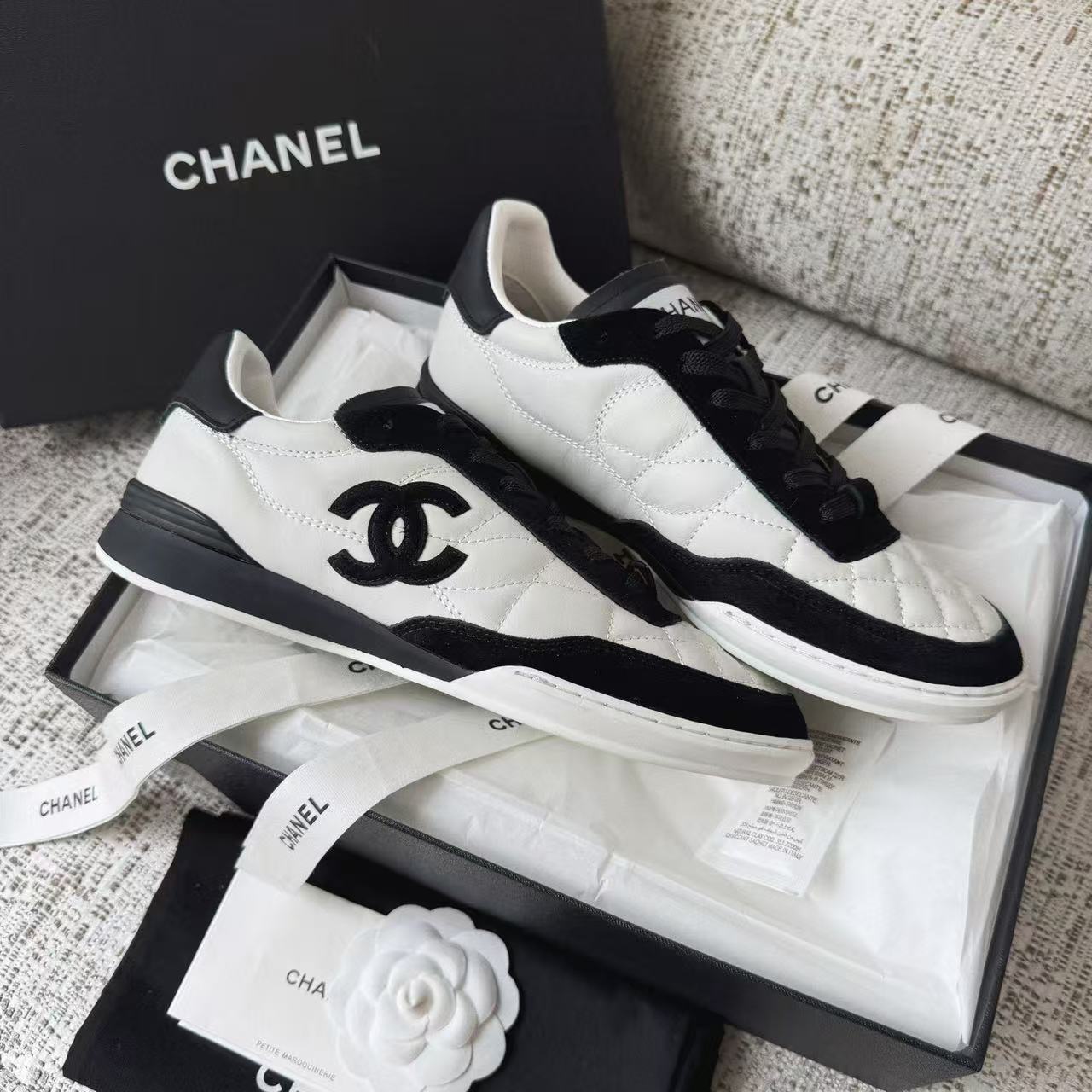 LOVESTAHL Women Quilted Lace‑Up Sneakers, Genuine Cow‑Leather & Suede Color‑Block Platform Trainers, Non‑Slip Casual Walking Shoes