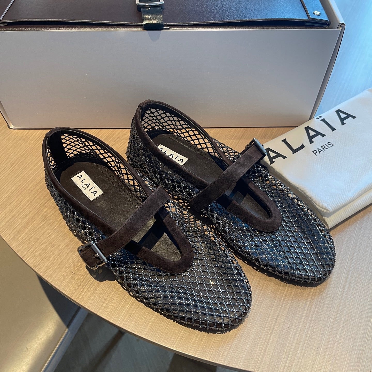Lovestahl 2026 Full Rhinestone Fishnet Flat Ballet Mary Jane Shoes Soft Sheepskin Breathable Mesh Rhinestone Flats Custom Sizes 35-41