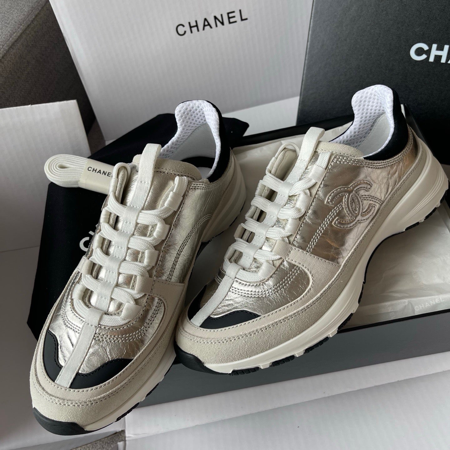 Lovestahl 25A New Platform Sneakers Soft Cushioned Wide Feet Friendly Multi-Leather Two-Tone TPU Sole Elevator Walking Shoes Sizes 35-40